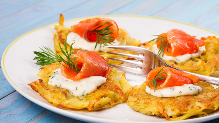 Gelbe Zucchinipuffer