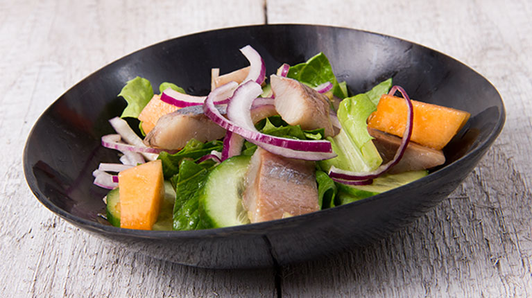 Matjessalat mit Melone